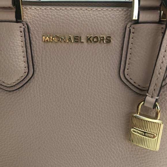 EUC Michael Kors Handbag - Picture 3 of 8